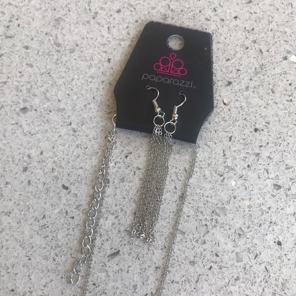 Necklace - Picture 3 of 4